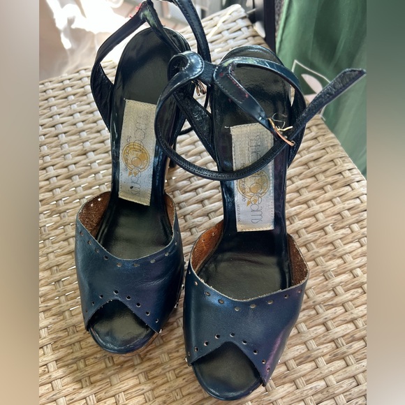 Vintage 70s SWEET DREAMS by CHEROKEE leather wood heels navy 7-7.5 sling back - Picture 2 of 6